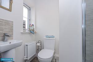 En-Suite- click for photo gallery